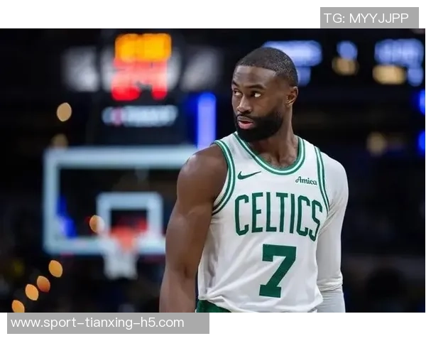 戈贝尔调侃杰伦布朗建议剃光头引发热议